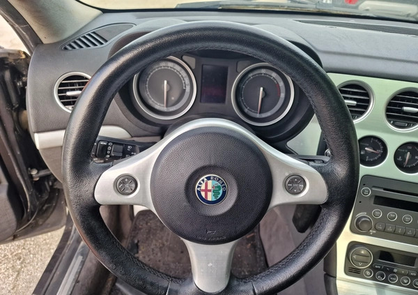 Alfa Romeo Brera cena 13900 przebieg: 189000, rok produkcji 2006 z Kielce małe 232